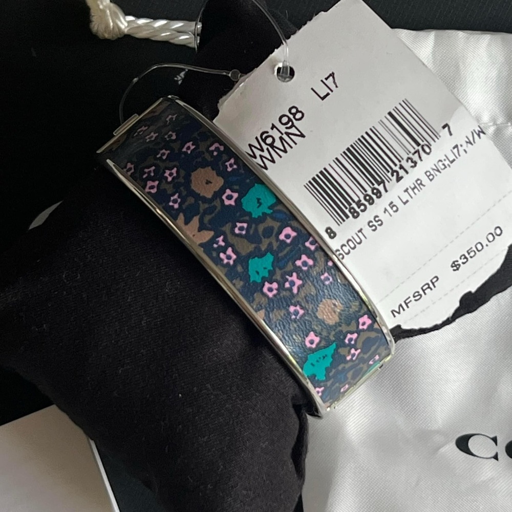 💰SOLD - W6198 - Coach Scout Bangle Watch in Blue Floral - Picture 9 of 14